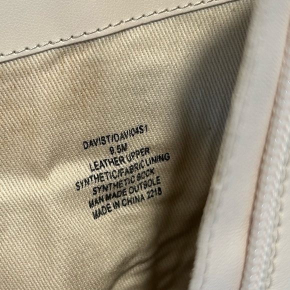 Steve Madden Block Heels - 9.5 - Picture 4 of 6